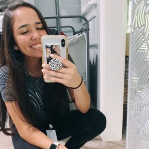 Meet your Posher, Coryssa